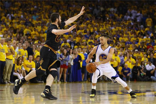 曾凡博受腰伤困扰离开国家队 5月受伤留下隐患