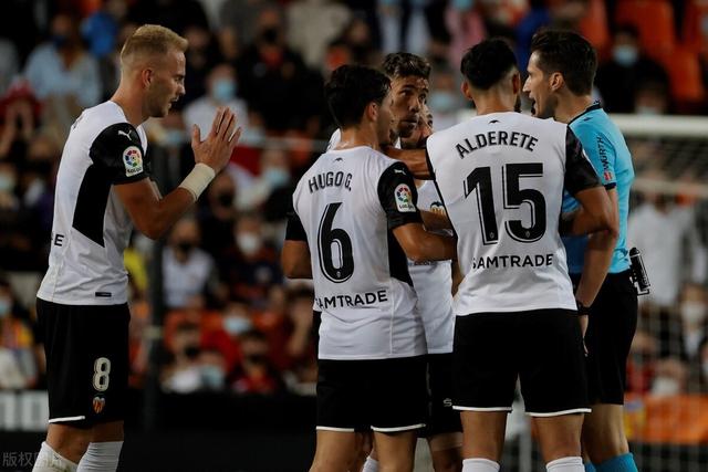 近11年最差法国？1数据已锁定意大利不败晋级